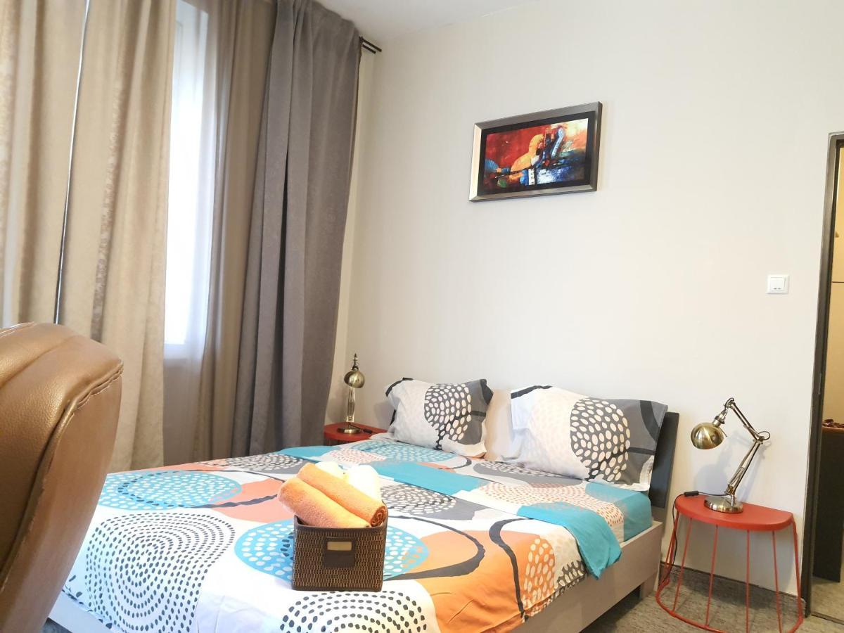 Global Downtown Apartments - Universitate - Calea Victoriei بوخارست المظهر الخارجي الصورة