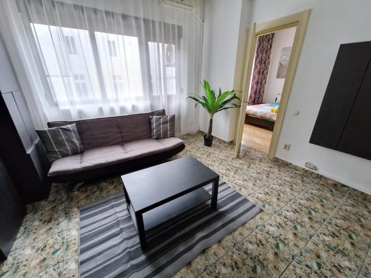 Global Downtown Apartments - Universitate - Calea Victoriei بوخارست المظهر الخارجي الصورة